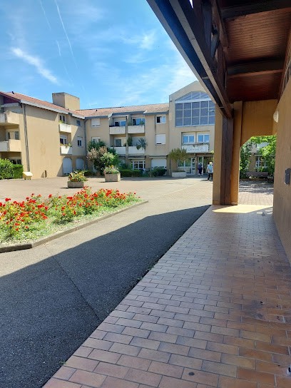 Résidence Autonomie Chantegrillet, Maison de Retraite à Francheville