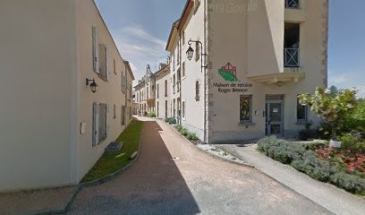Maison de Retraite René Fallet, Maison de Retraite à Saint-Gérand-le-Puy