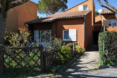 Résidence Autonomie Village Luberon Château, Maison de Retraite à Gargas