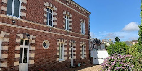 Domicile Partagé Pour Seniors - La Barre-en-Ouche, Maison de Retraite à Mesnil-en-Ouche