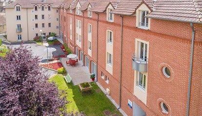 EHPAD Les Jardins De La Tour, Maison de Retraite à Trie-Château