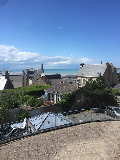 Résidence Maison Saint Michel EHPAD PHILOGERIS, Maison de Retraite à Saint-Pair-sur-Mer