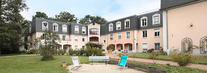 Résidence Les Chênes Rouges, Maison de Retraite à Bourron-Marlotte