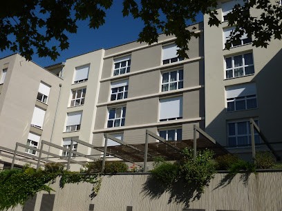 Résidence Services Séniors Les Monts Dorés - Villavie, Maison de Retraite à Tarare