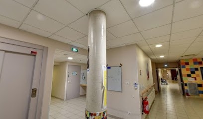 Maison De Retraite Oustau Di Daillan, Maison de Retraite à Maillane