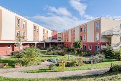 Ehpad non lucratif - Adef Résidences la Maison des Acacias, Maison de Retraite à Saint-Just-en-Chaussée