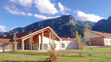 EMERA - Résidence Pour Séniors Domaine Les Edelweiss, Maison de Retraite à Scionzier