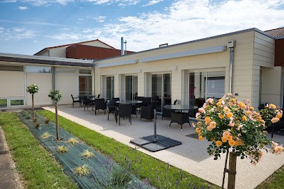 EHPAD Groupe Afp • Saint Thibault, Maison de Retraite à Fleuré