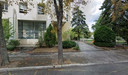 Accommodation Establishment For Elderly Dependent Saint- Anne, Maison de Retraite à Millau