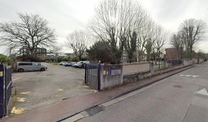 EHPAD Les Landiers, Maison de Retraite à Bron