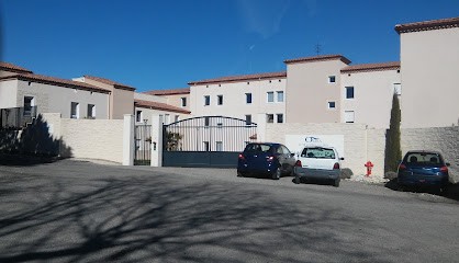 Résidence Château notre dame - emeis, Maison de Retraite à Parignargues