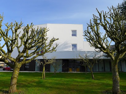 Residence De La Haute Porte Ehpad, Maison de Retraite à Guînes