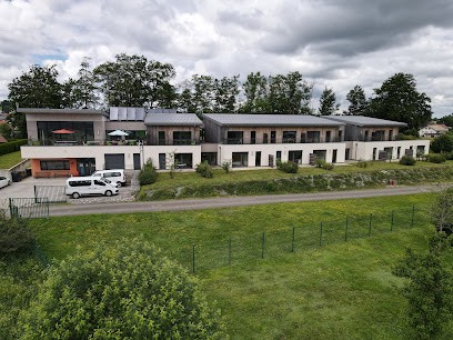Résidence Services Séniors L'ÂGE DOUBS - Les Balcons Du Val, Maison de Retraite aux Fins