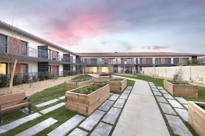 Résidence Seniors - SERENLY - Violette Et Parme, Maison de Retraite à Saint-Alban