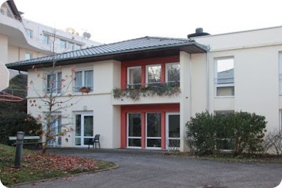 EHPAD Césalet Dessous - Centre Hôpitalier Métropole Savoie, Maison de Retraite à Jacob-Bellecombette