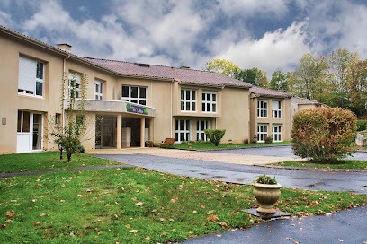 EHPAD Groupe Afp • L'Abbaye, Maison de Retraite à Saint-Amant-de-Boixe