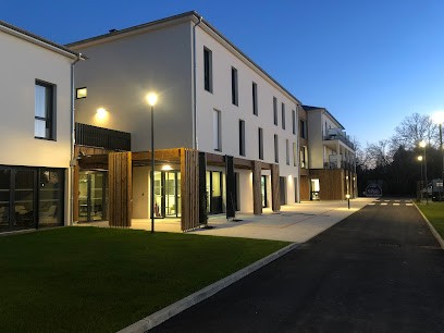 EHPAD Les Jardins D'Iroise D'Idron, Maison de Retraite à Idron