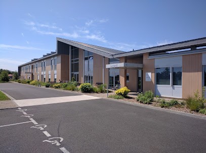 EHPAD Gérard Girault, Maison de Retraite à Jaunay-Marigny