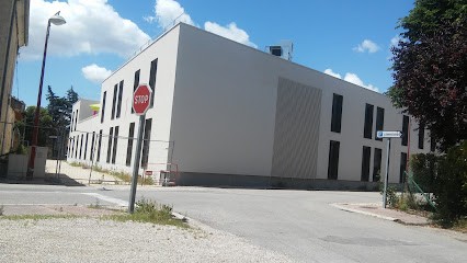 Maison De Retraite Intercommunale Jonquières Courthézon, Maison de Retraite aux Angles
