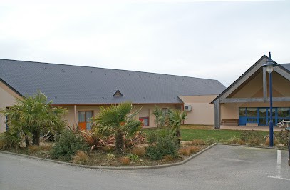 Maison De Retraite Elisabeth De Surville (EHPAD), Maison de Retraite à Martinvast