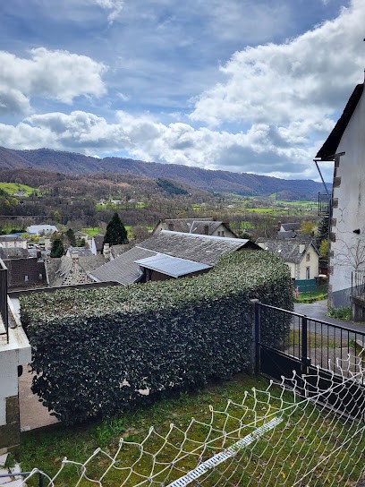 Foyer Logements, Maison de Retraite à Vic-sur-Cère