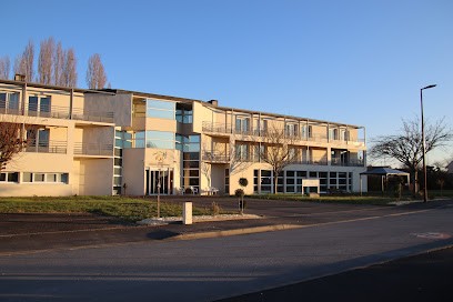 Maison de Retraite des Deux Clochers, Maison de Retraite à Vernantes