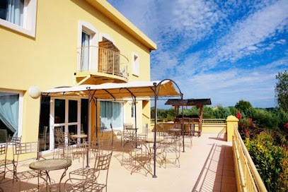 Maison De Retraite Notre Dame De Paracol, Maison de Retraite au Val