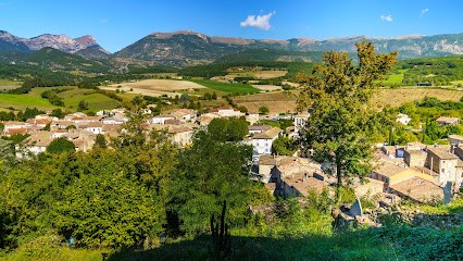 Maison D'accueil L'Oustalet, Maison de Retraite à Bourdeaux