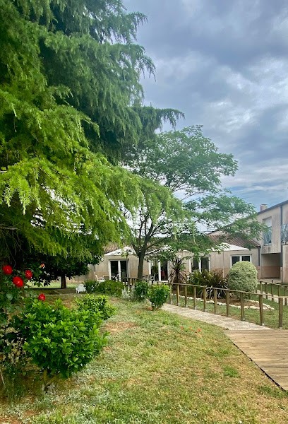 EHPAD Le Domaine Des Hautes Varennes, Maison de Retraite à Saint-Xandre