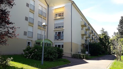 Résidence les Pins - Maison de Retraite Médicalisée, Maison de Retraite à Saint-Laurent-sur-Gorre