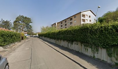 Résidence Personnes Agées Tamaris C.C.A.S, Maison de Retraite à Meyzieu