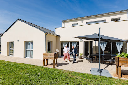 Maison Partagée Ages & Vie De Crevin, Maison De Retraite à Crevin