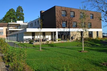 EHPAD Dins Lou Pelou - Maison De Retraite, Maison de Retraite à Cussac