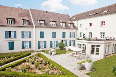 Residence Le Château, Maison de Retraite à Salins