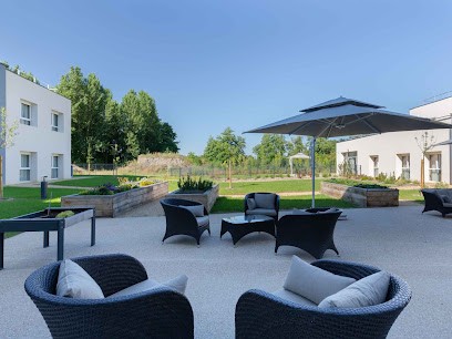 EMERA - EHPAD Cérès, Maison de Retraite à Saint-Gervais-les-Trois-Clochers