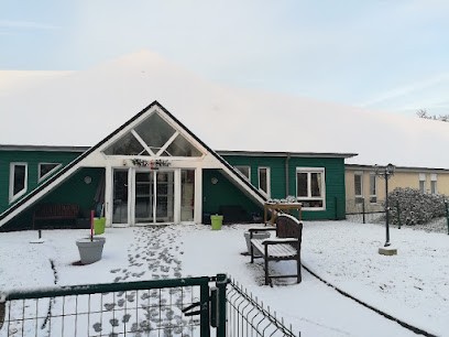 Les Elides, Maison de Retraite au Dézert