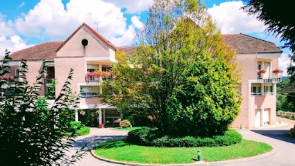 EHPAD Le Château Des Crôzes - Frontenaud, Maison de Retraite à Frontenaud