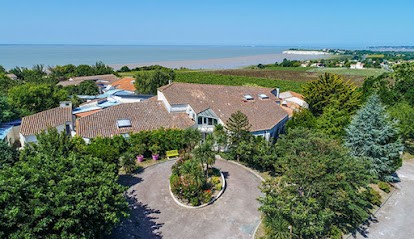 EHPAD Le Clos des Muriers, Maison de Retraite à Barzan