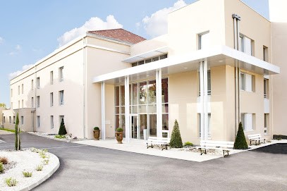 EHPAD Résidence Charles D'Orléans Et Accueil De Jour, Maison de Retraite à Cognac