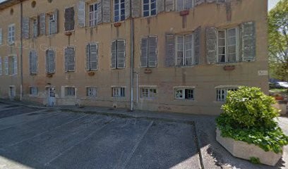 Aubier, Maison de Retraite à Neuville-les-Dames