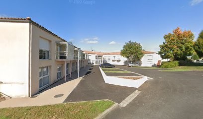 Maison De Retraite Les Rives De Sèvres, Maison de Retraite à La Crèche