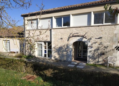 Maison De Retraite Les Tournesols, Maison de Retraite à Montdoumerc