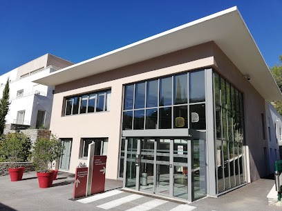 Family House Bastide Guirans, Maison de Retraite à Solliès-Toucas