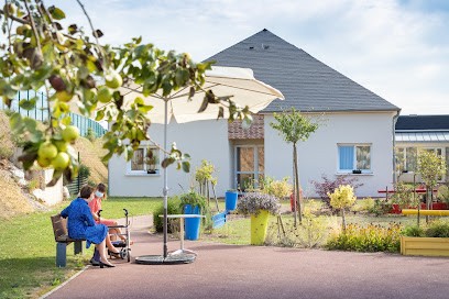 EHPAD Hom'Age - Résidence Du Parc, Maison de Retraite à Thaon