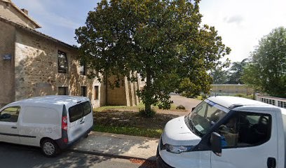 Maison De Retraite Boucard, Maison de Retraite à Ménigoute