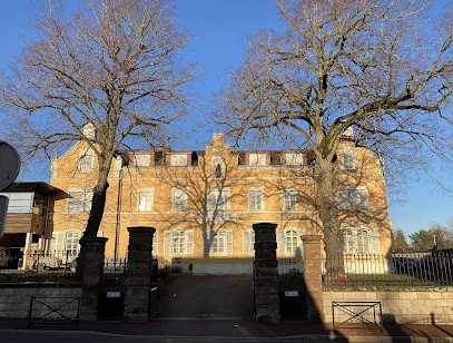 Maison De Retraite Médicalisée Sainte Marie, Maison de Retraite à Sarreguemines