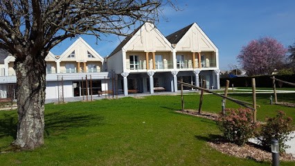 E.H.P.A.D. André Georges Voisin, Maison de Retraite à L'Île-Bouchard