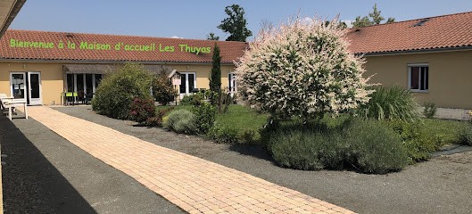 Maison D'accueil Les Thuyas, Maison de Retraite à Mizérieux