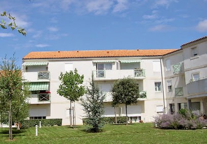 Résidence Services Seniors DOMITYS - Le Clos Du Cèdre, Maison de Retraite à Dompierre-sur-Mer
