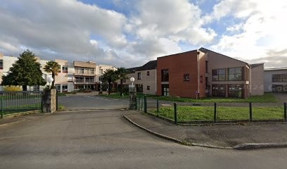 Maison De Retraite St Joseph, Maison de Retraite à Saint-Aubin-du-Cormier